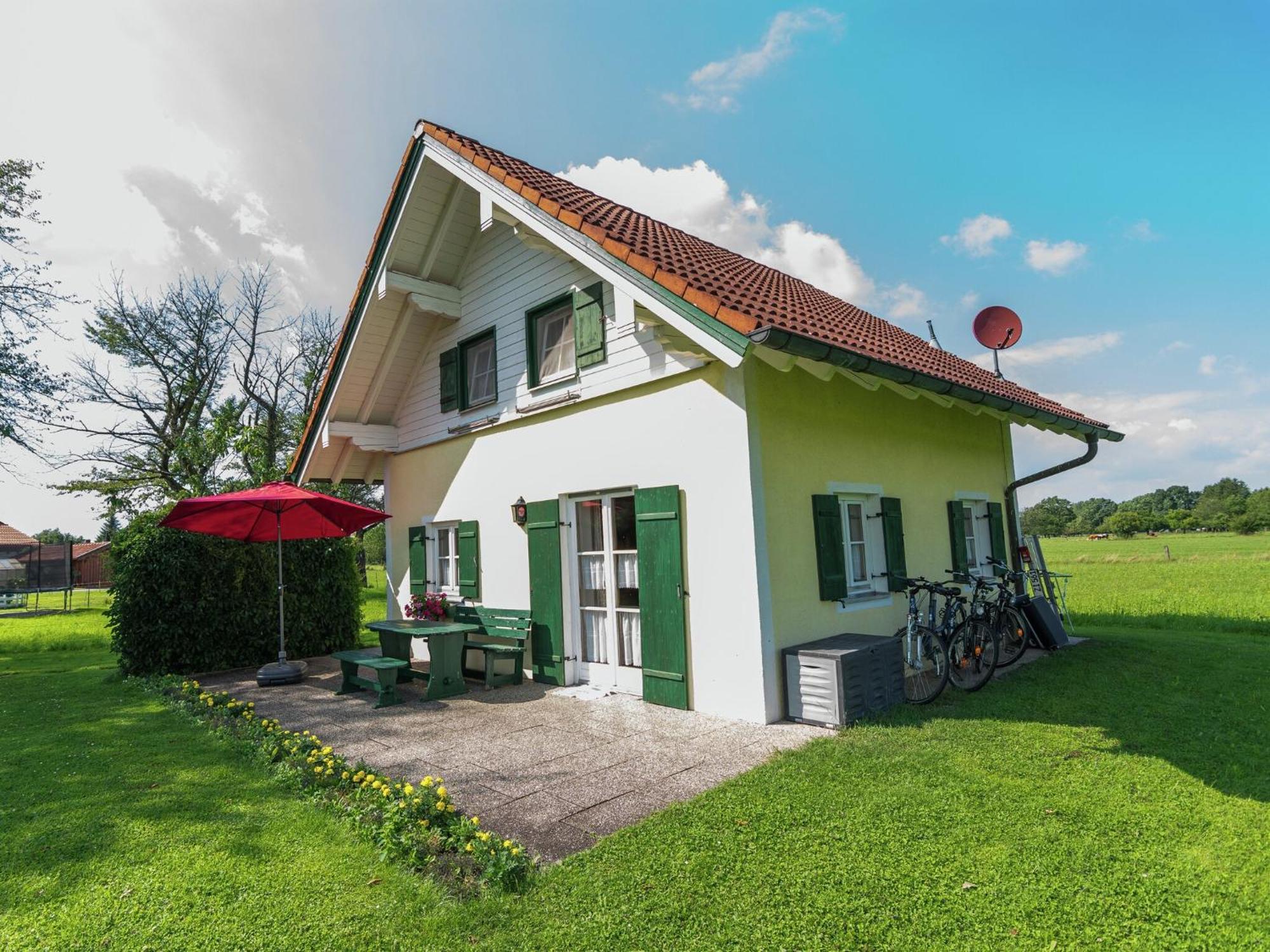 Alluring Holiday Home In Ubersee With Whirlpool Exterior photo
